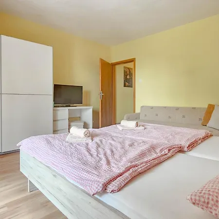 Aurelio Apartament *