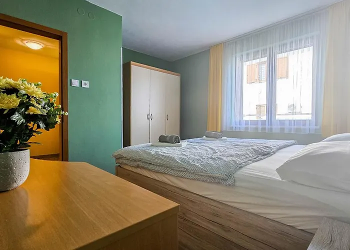 Daire Aurelio Novigrad Istria