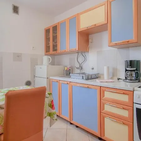 Aurelio Apartment *